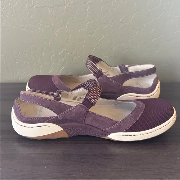 Dansko Raeann Burgundy Canvas Suede Trim Mary Jane Shoes Size EU 38 - Picture 5 of 8
